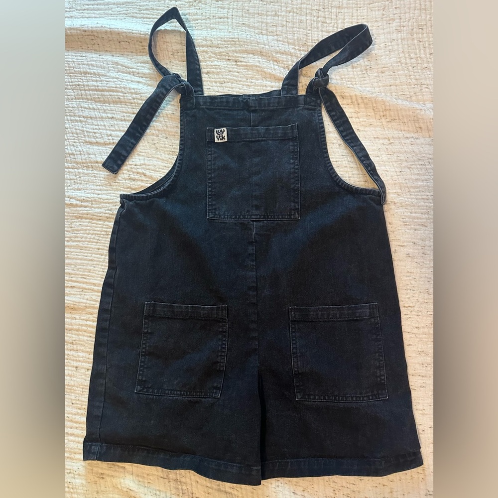 Original - Denim Dungaree Shorts in Washed Black